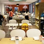 加百利酒店 3*